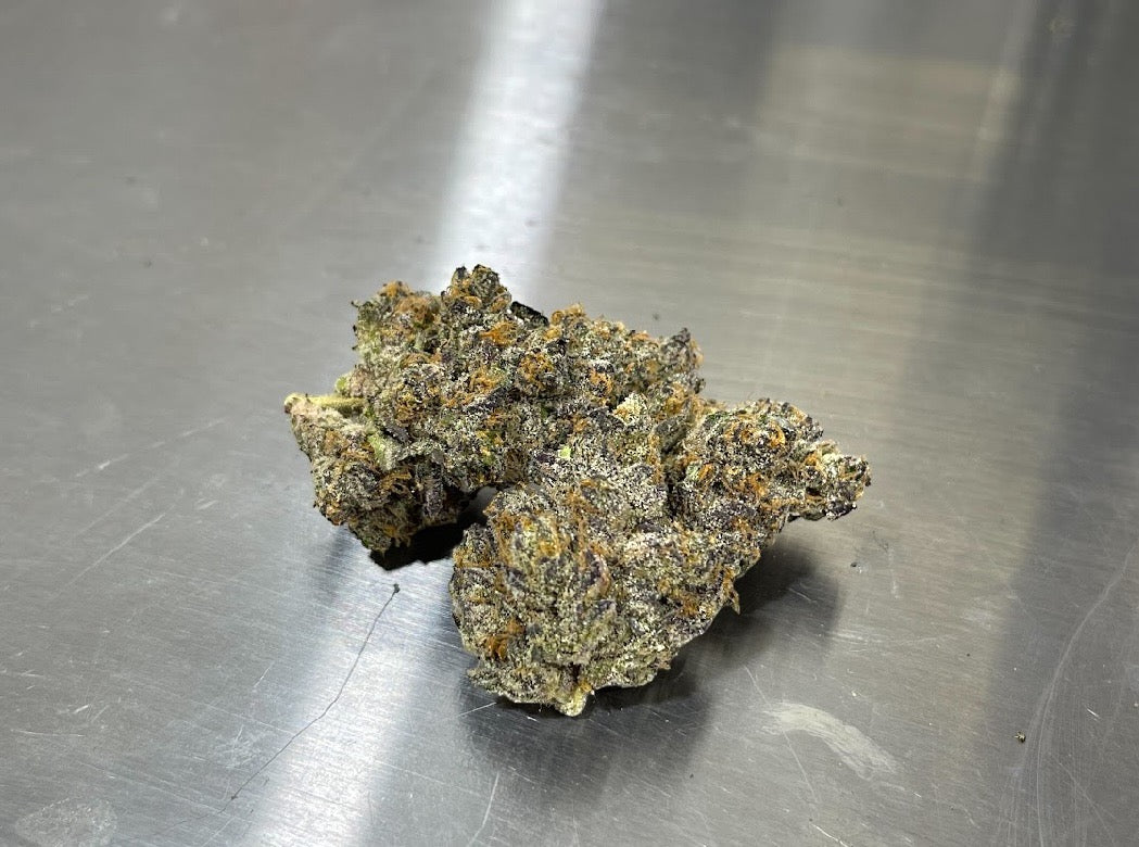 Granddaddy Purple (Indica) [33.25%]